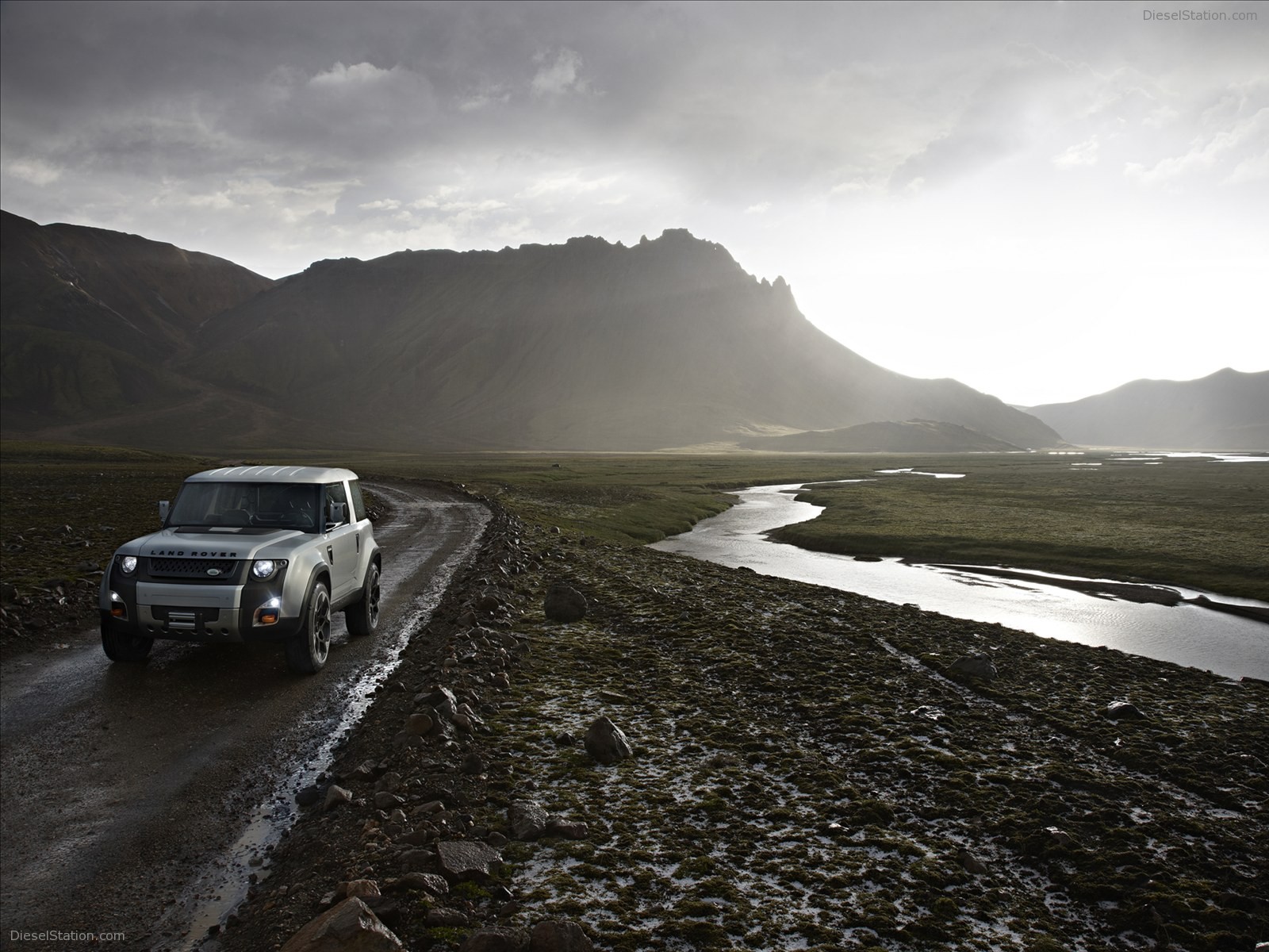 Land Rover DC100 Concept 2011